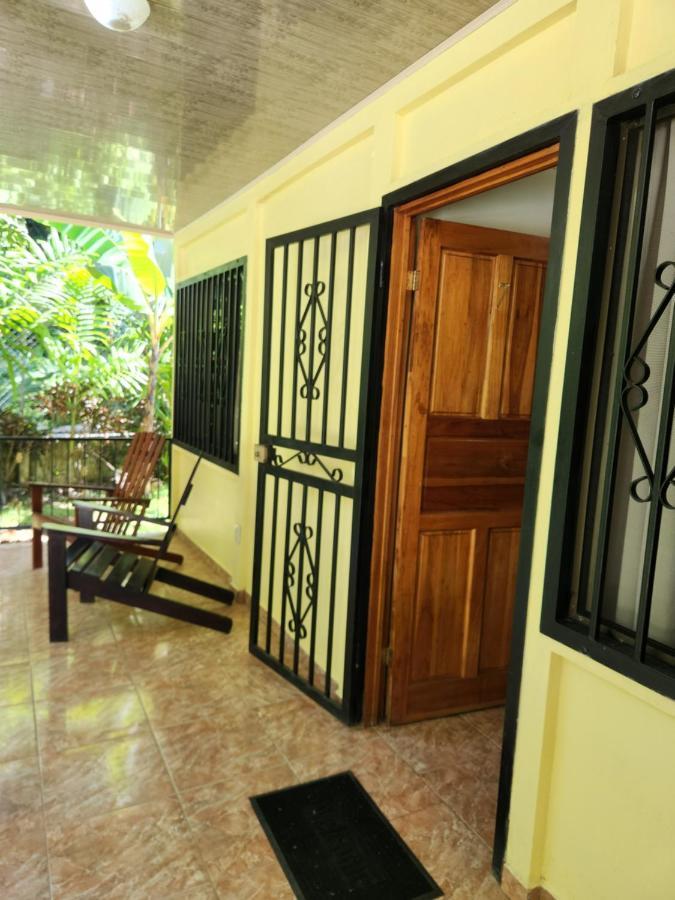 Family Hotel Puerto Viejo de Talamanca Екстер'єр фото
