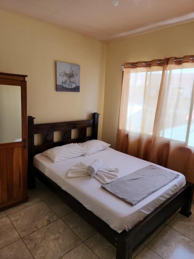 Family Hotel Puerto Viejo de Talamanca Екстер'єр фото