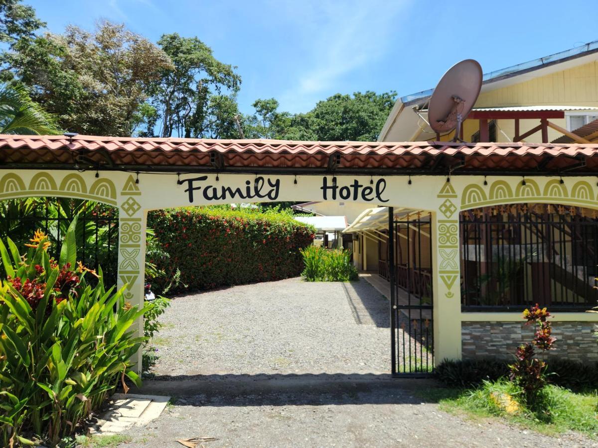 Family Hotel Puerto Viejo de Talamanca Екстер'єр фото