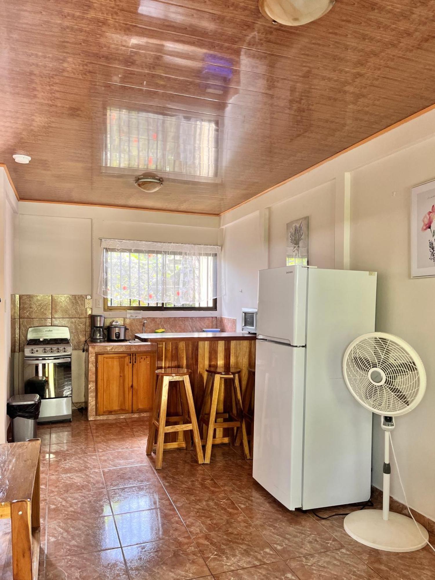 Family Hotel Puerto Viejo de Talamanca Екстер'єр фото
